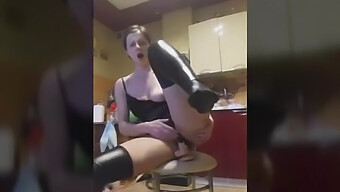 Polish Amateur Enjoys A Satisfying Dildo Ride