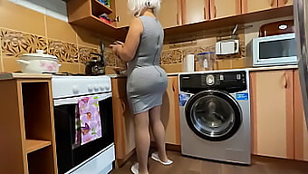 Big Mature Ass Gets Pounded In Homemade Video