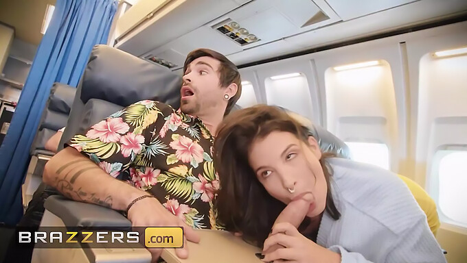 Diversão Em Trio Com A Deslumbrante Aeromoça Hazel Grace E Lucky - Brazzers