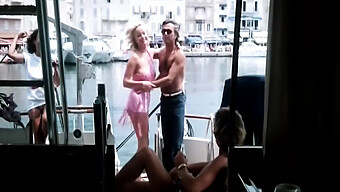 Vintage Francúzske Porno: St. Tropez A Ešte Ďalej