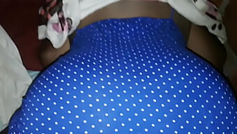 Busty Wife Lola Castiporno Shows Off Her Big, Bouncy Behind In Homemade Video