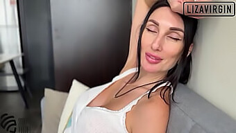 La Rencontre Torride De Liza Virgin Avec Son Beau-Fils Dans Un Porno Amateur